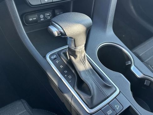 Used 2018 Kia Sportage LX w/ LX Popular Package image 16