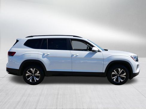 Certified 2026 Volkswagen Atlas SE AWD/4WD image 8