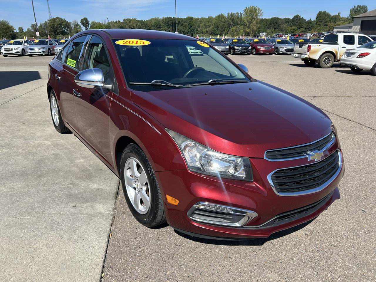 Used 2015 Chevrolet Cruze LT FWD image 3