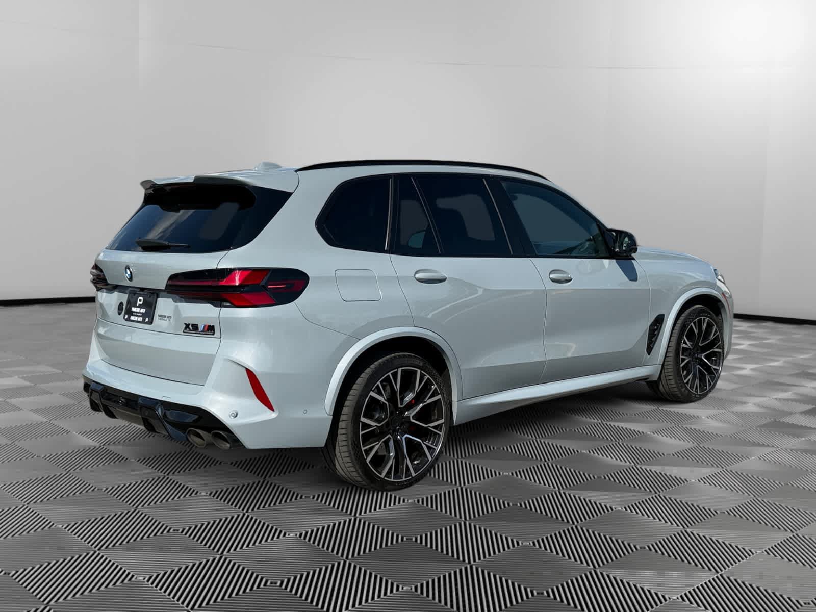 Used 2024 BMW X5 M Competition w/ Executive Package AWD/4WD image 5