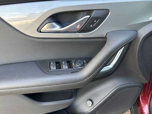 Used 2019 Chevrolet Blazer LT AWD/4WD image 11