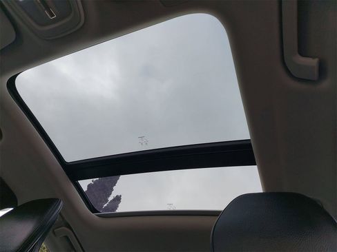 Used 2024 Volvo S60 B5 Plus image 36