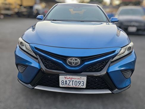 Used 2018 Toyota Camry XSE FWD image 6