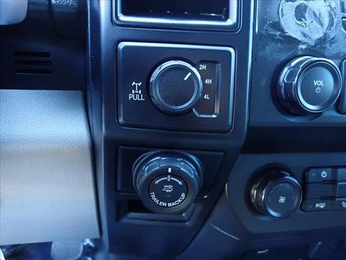 Used 2019 Ford F150 XL w/ Equipment Group 101A Mid AWD/4WD image 18