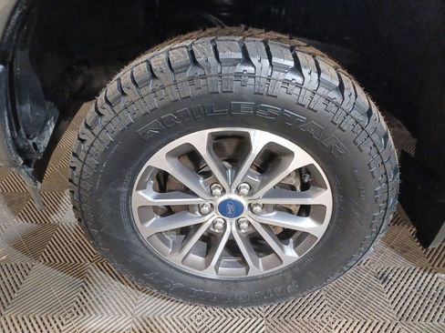 Used 2019 Ford F150 Lariat w/ Equipment Group 502A Luxury image 18