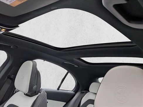 New 2026 Mercedes-Benz E 53 AMG e 4MATIC Sedan image 15