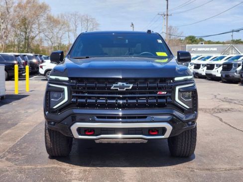 Used 2026 Chevrolet Tahoe Z71 w/ Comfort Package AWD/4WD image 8