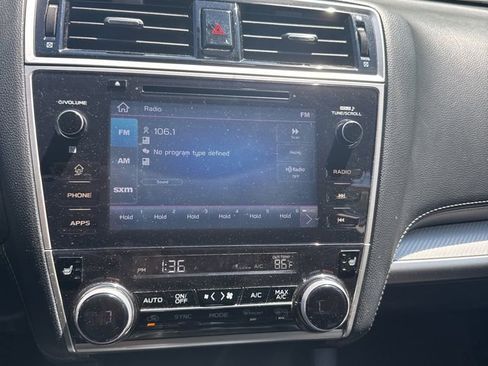 Used 2019 Subaru Outback 2.5i Premium image 5