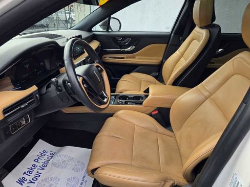 Used 2022 Lincoln Corsair Reserve w/ Equipment Group 201A image 16