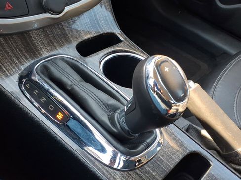 Used 2015 Chevrolet Malibu LTZ FWD image 10