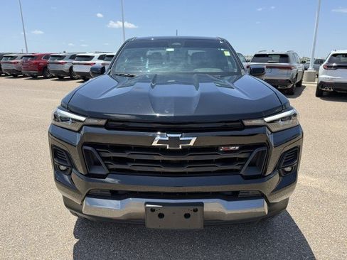 Used 2024 Chevrolet Colorado Z71 w/ Z71 Convenience Package 2 AWD/4WD image 4