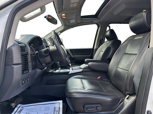 Used 2014 Nissan Titan PRO-4X AWD/4WD image 10