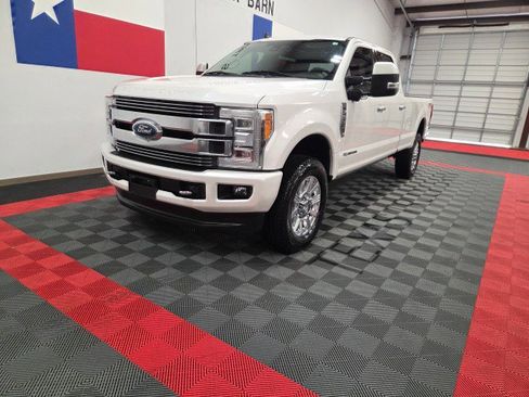 Used 2019 Ford F350 Limited AWD/4WD image 3