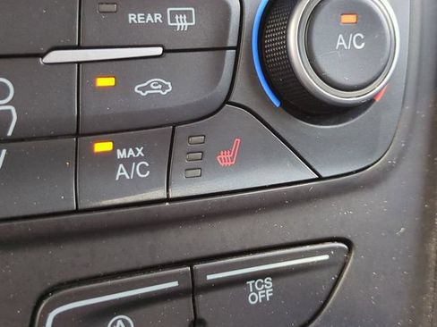 Used 2018 Ford Escape SEL AWD/4WD image 22