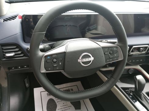 New 2026 Nissan Sentra SL w/ Floor Mat Package FWD image 10