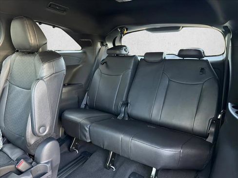 New 2026 Toyota Sienna Limited image 22