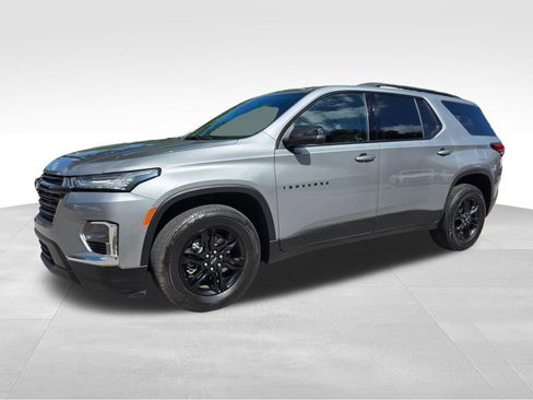 Used 2023 Chevrolet Traverse LS w/ Midnight/Sport Edition FWD image 2
