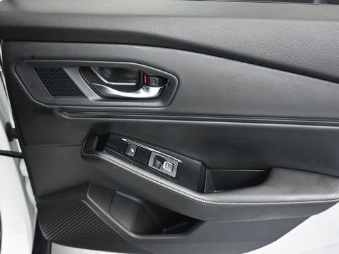Used 2023 Honda Accord Touring image 37