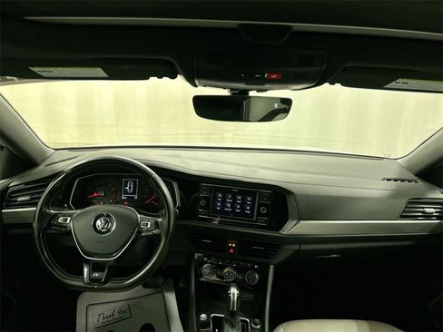 Used 2021 Volkswagen Jetta R-Line image 18