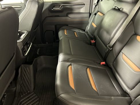 Used 2025 GMC Sierra 1500 AT4 w/ AT4 Premium Package image 24