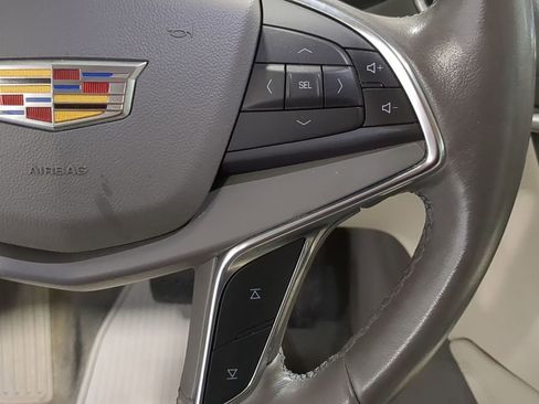 Used 2018 Cadillac XT5 Luxury w/ LPO, Wheel Lock Package image 38