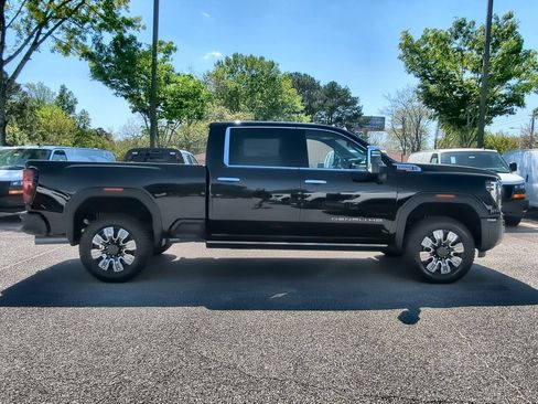New 2026 GMC Sierra 2500 Denali w/ Denali Reserve Package AWD/4WD image 9