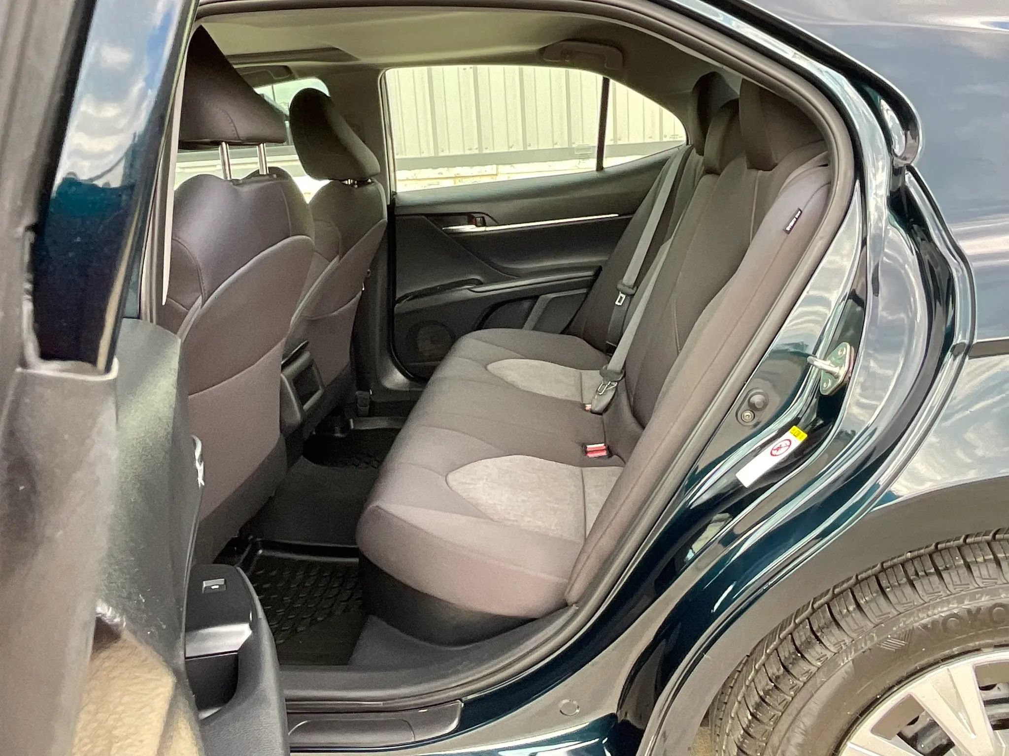 Used 2018 Toyota Camry LE w/ Audio Package FWD image 17