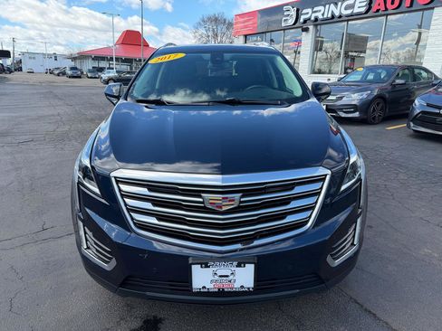 Used 2017 Cadillac XT5 Luxury image 2