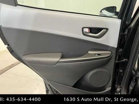 Used 2021 Hyundai Kona Ultimate image 18