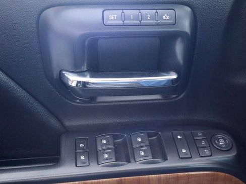 Used 2014 GMC Sierra 1500 SLT w/ SLT Crew Cab Value Package image 27