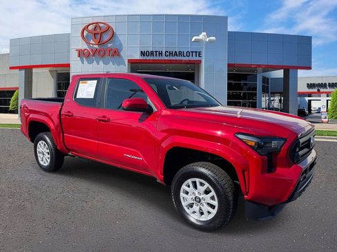 Used 2024 Toyota Tacoma SR5 RWD image 3