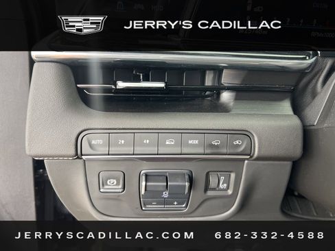 Used 2024 Cadillac Escalade Sport w/ Touring Package image 14