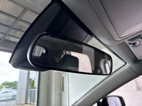 Certified 2025 Toyota RAV4 XLE AWD/4WD image 30