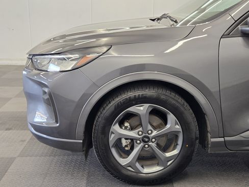 Used 2023 Ford Escape ST-Line w/ Tech Pack #1 FWD image 9