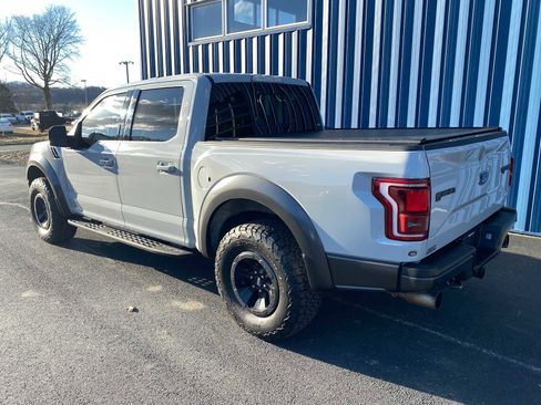 Used 2017 Ford F150 Raptor w/ Equipment Group 802A Luxury image 3