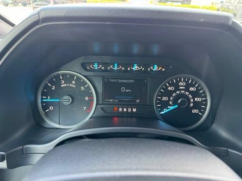 Used 2019 Ford F150 XLT w/ Equipment Group 302A Luxury AWD/4WD image 12