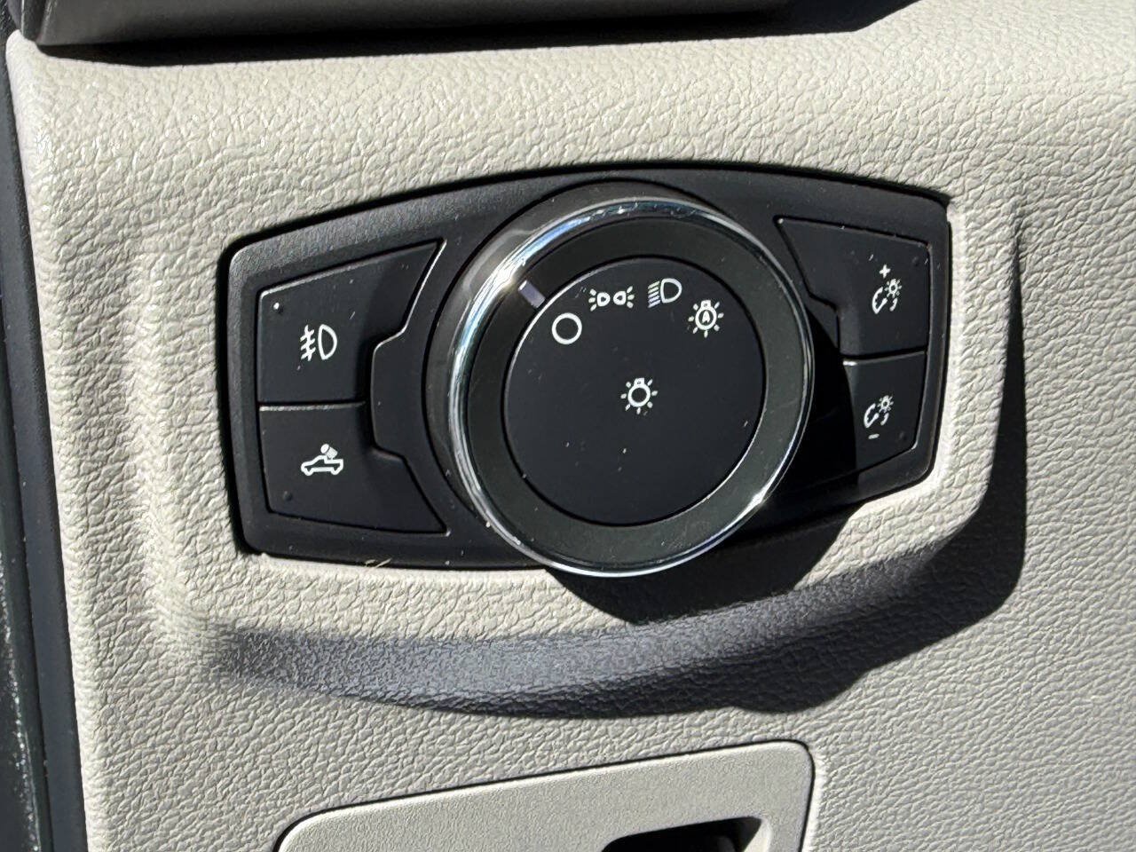 Used 2019 Ford F150 XLT w/ Equipment Group 301A Mid AWD/4WD image 18