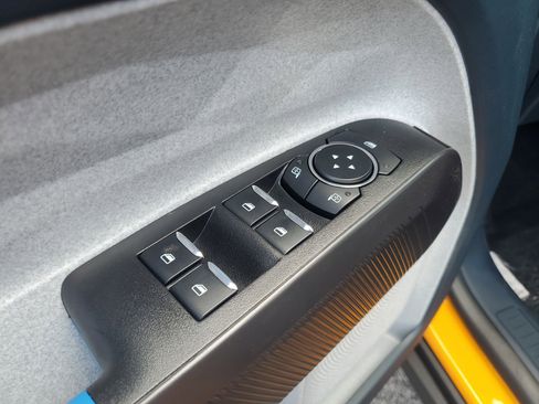 Used 2026 Ford Maverick XLT w/ XLT Luxury Package FWD image 19