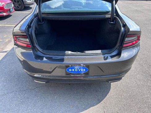 Used 2022 Dodge Charger SXT image 7