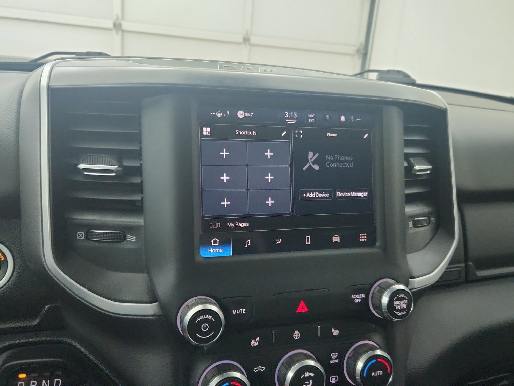 Used 2022 RAM 1500 Big Horn AWD/4WD image 8