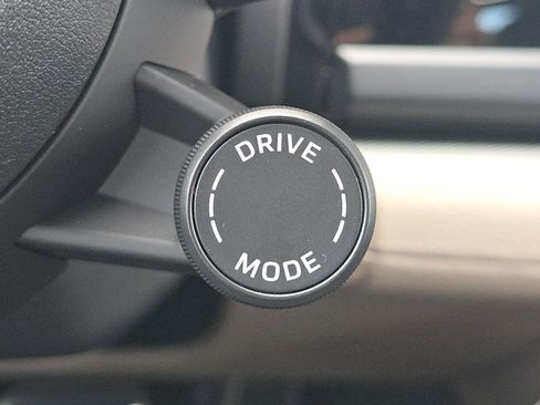 New 2026 Porsche Panamera 4 image 25