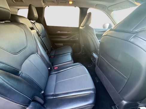 Used 2022 INFINITI QX60 Sensory w/ Cargo Package FWD image 29