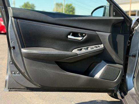 Used 2020 Nissan Sentra S FWD image 24