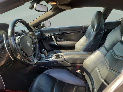 Used 2014 Maserati GranTurismo Sport RWD image 11
