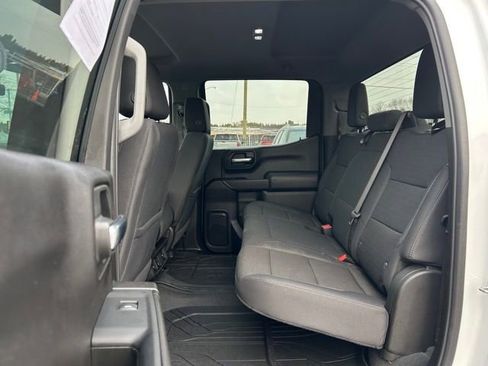 Certified 2024 Chevrolet Silverado 1500 Custom w/ LPO, Dark Essentials Package image 20