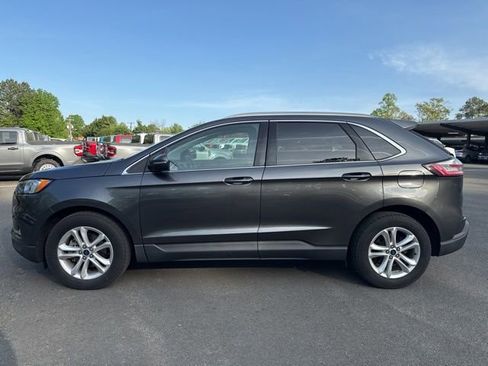 Used 2020 Ford Edge SEL image 2