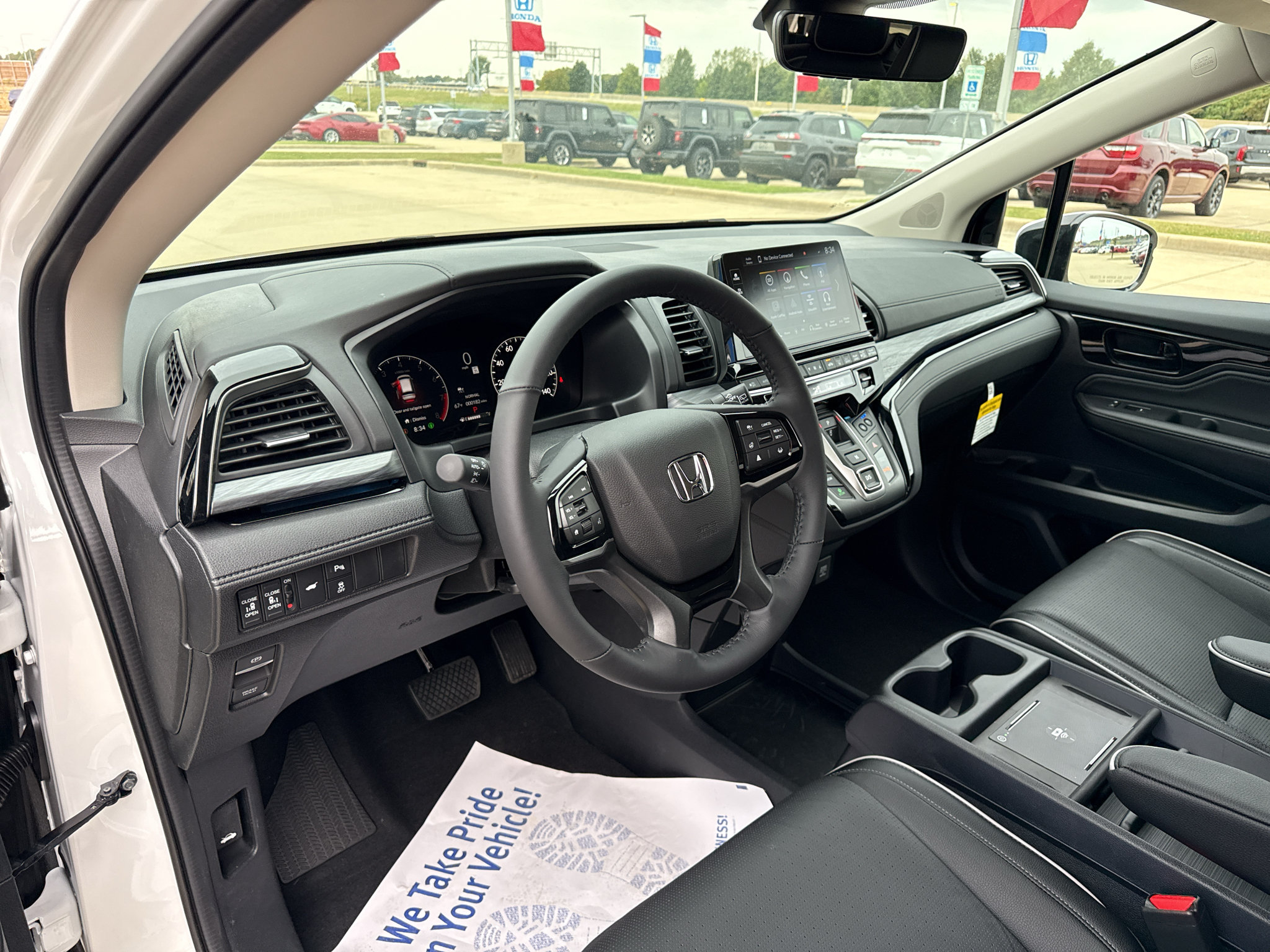 New 2027 Honda Odyssey Elite image 2