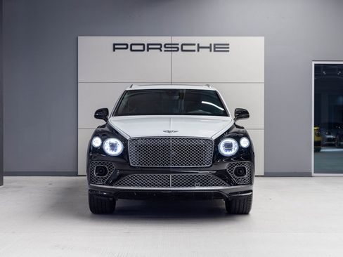 Used 2021 Bentley Bentayga image 10