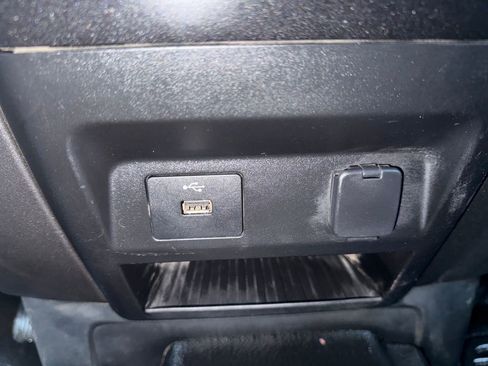 Used 2022 Ford F250 XL w/ Power Equipment Group image 33