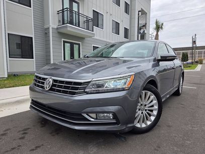 Used 2016 Volkswagen Passat 1.8T SE w/ Lighting Package (P06)